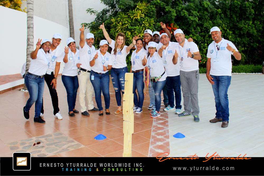 Team Building Perú con aprendizajes experienciales aplicados al trabajo en equipo