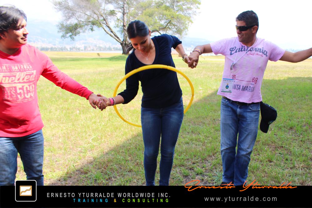 Dinámicas corporativas en Perú para fortalecer cultura organizacional con Team Building