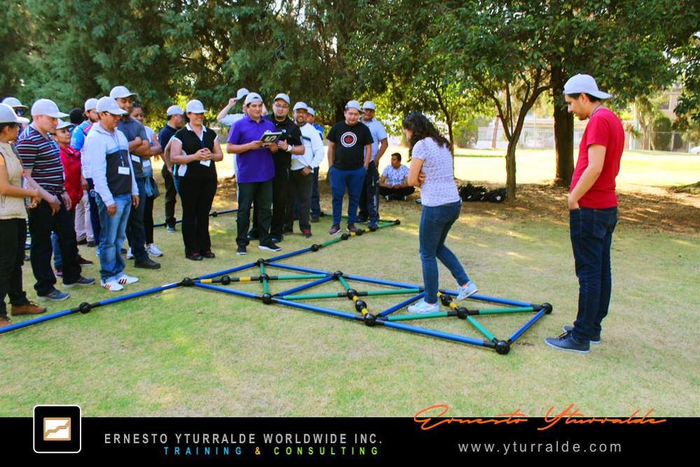 Team Building Perú | Taller de trabajo en equipo vivencial en Lima