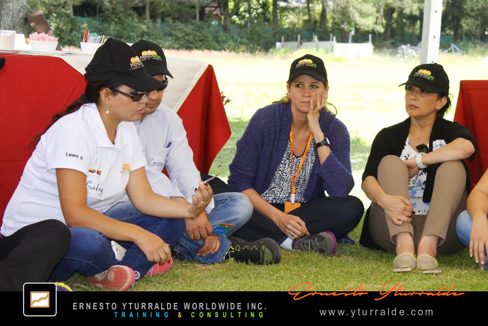 Team Building Perú | Taller de trabajo en equipo con cuerdas bajas